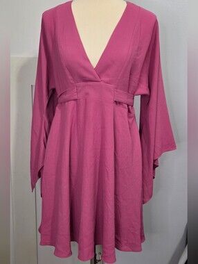 NWT Aakaa - Rose Pink V-Neck Flowy Dress With Bell Sleeves